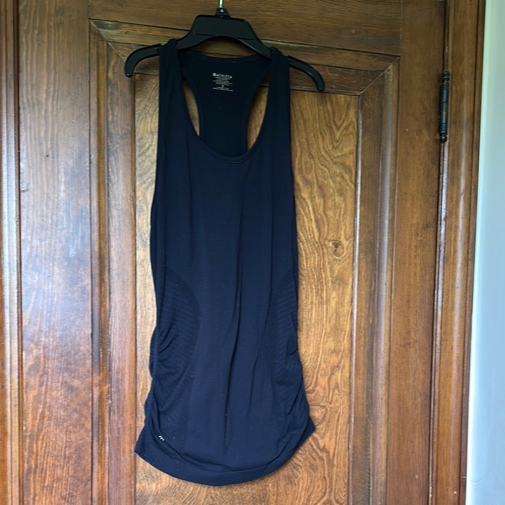 Athleta tank GUC sz Small lots of life left